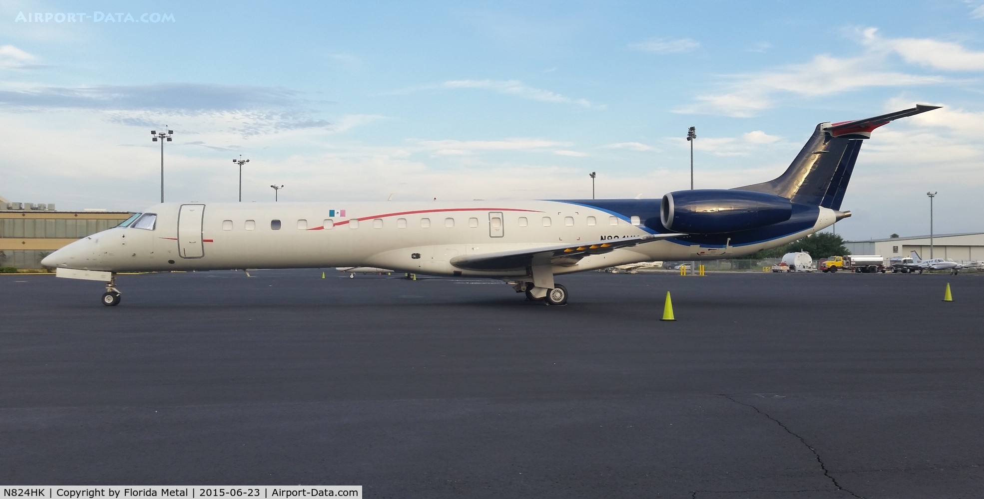 N824HK, 2001 Embraer ERJ-145LR (EMB-145LR) C/N 145498, Ex Aeromexico