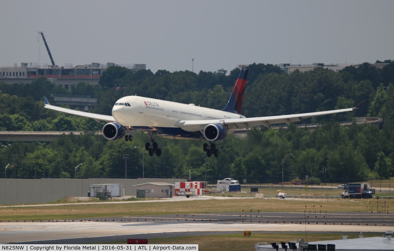 N825NW, 2015 Airbus A330-302 C/N 169, Delta