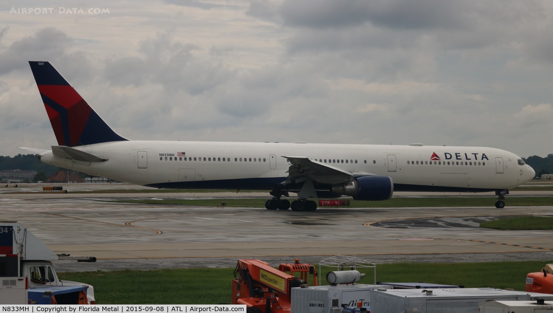 N833MH, 2000 Boeing 767-432/ER C/N 29706, Delta