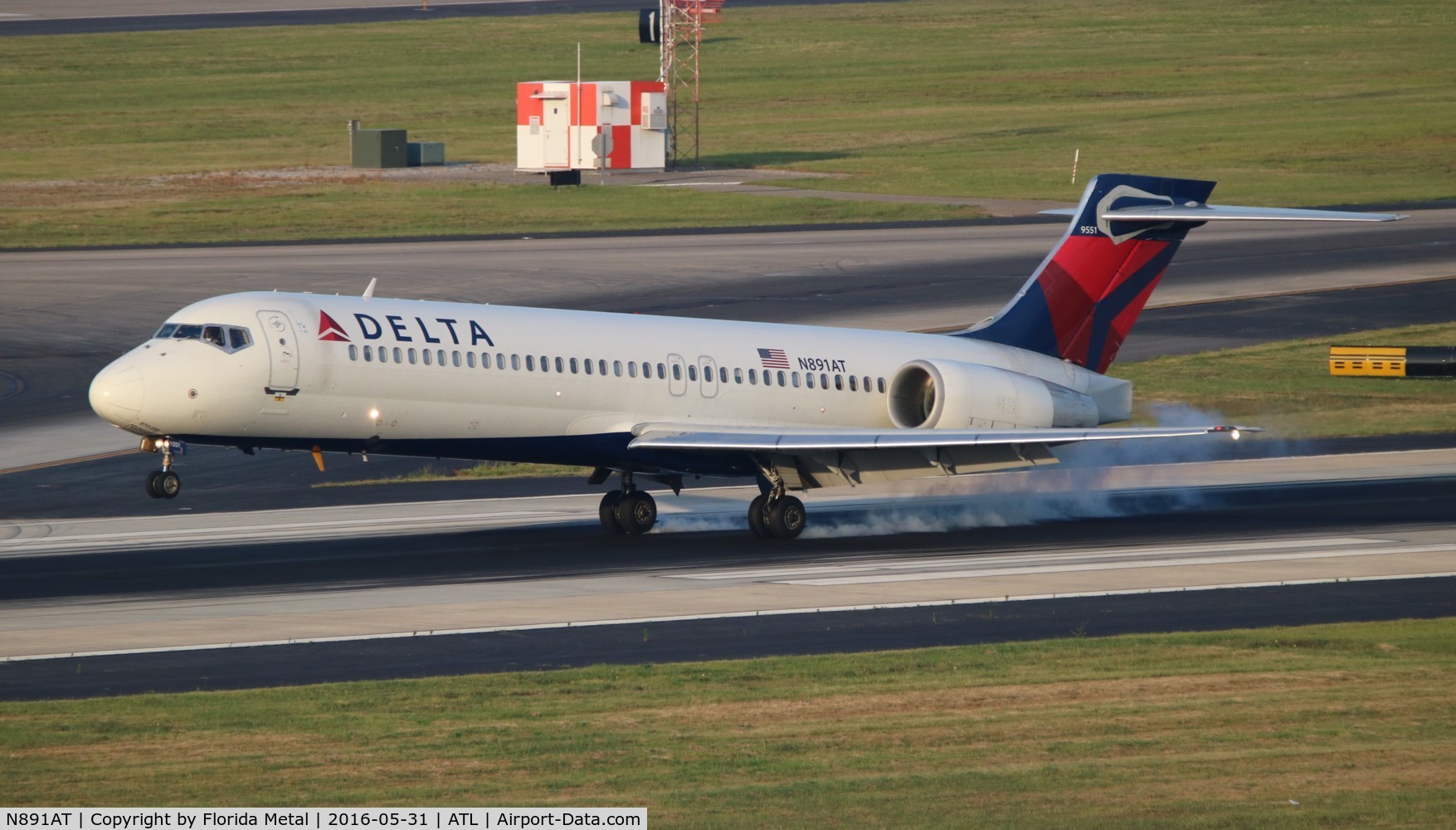 N891AT, 2004 Boeing 717-200 C/N 55043, Delta