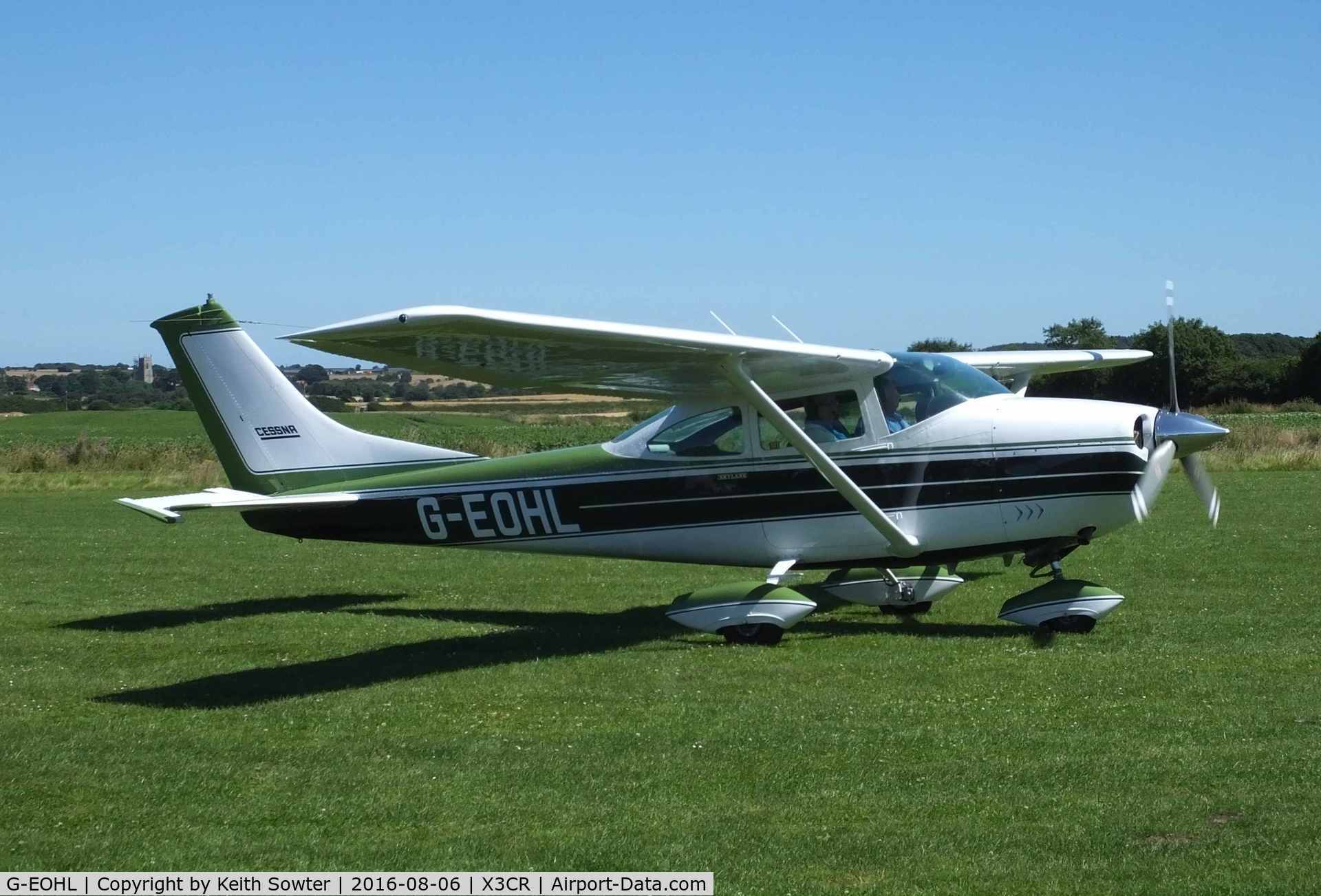 G-EOHL, 1968 Cessna 182L Skylane C/N 182-59279, visiting aircraft