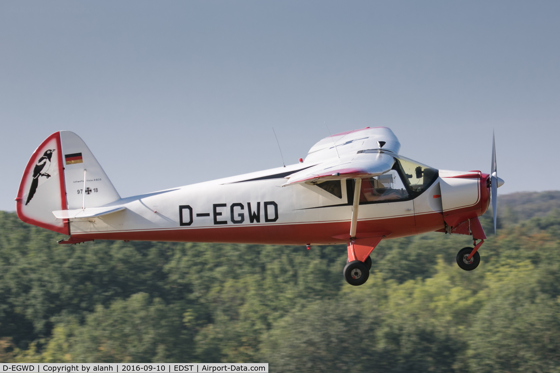 D-EGWD, 1961 Putzer Elster B C/N 030, Arriving at the 2016 Hahnweide Oldtimer Fliegertreffen