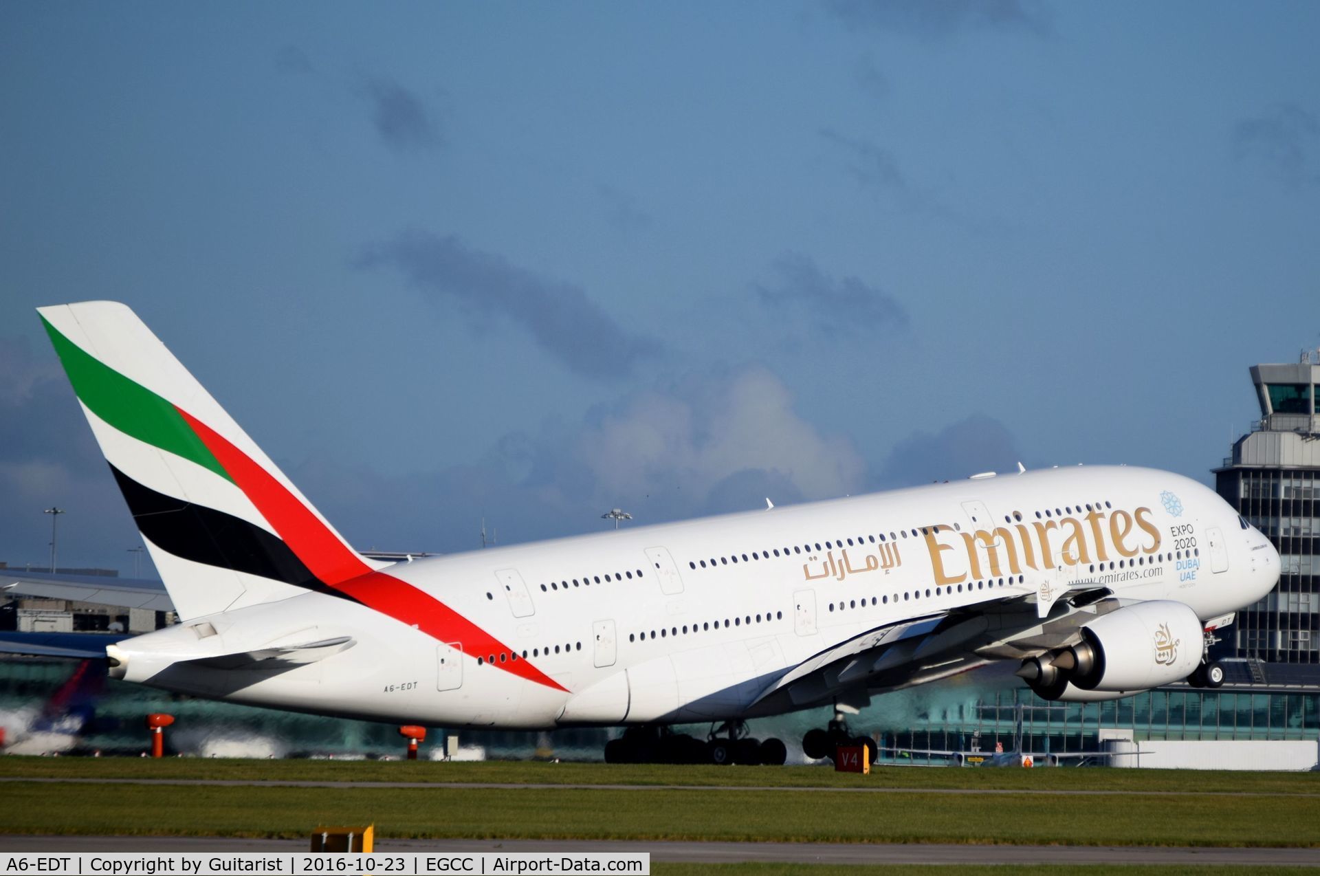 A6-EDT, 2011 Airbus A380-861 C/N 090, At Manchester