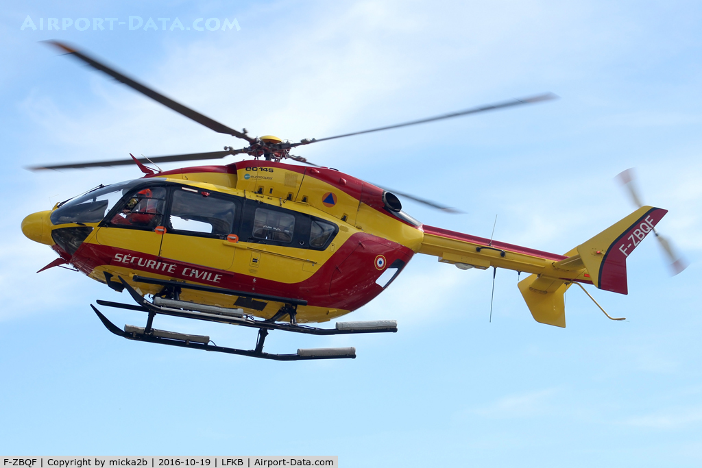 F-ZBQF, 2004 Eurocopter-Kawasaki EC-145 (BK-117C-2) C/N 9064, Landing at DZ hospital
