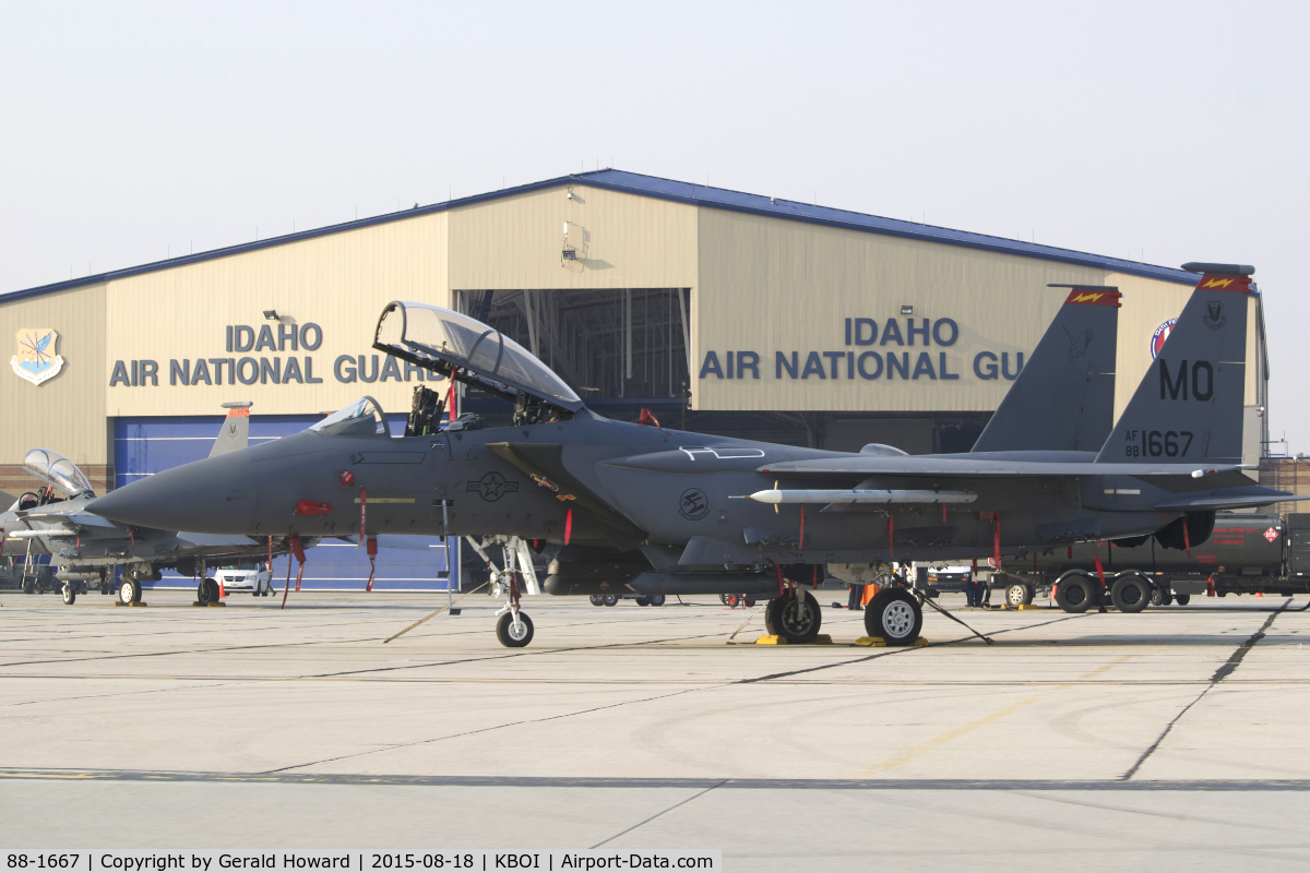 88-1667, 1988 McDonnell Douglas F-15E Strike Eagle C/N 1076/E051, Parked on Idaho ANG ramp.389th Fighter Sq., 366th Fighter Wing, 