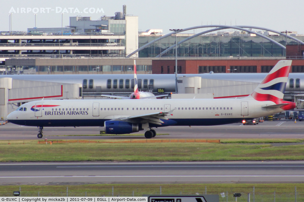 G-EUXC, 2004 Airbus A321-231 C/N 2305, Taxiing