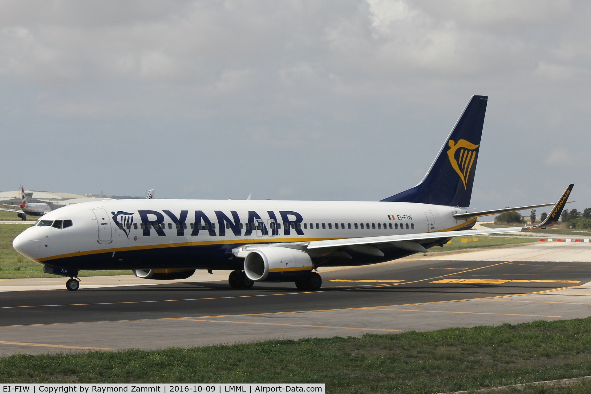 EI-FIW, 2015 Boeing 737-8AS C/N 44706, B737-800 EI-FIW Ryanair