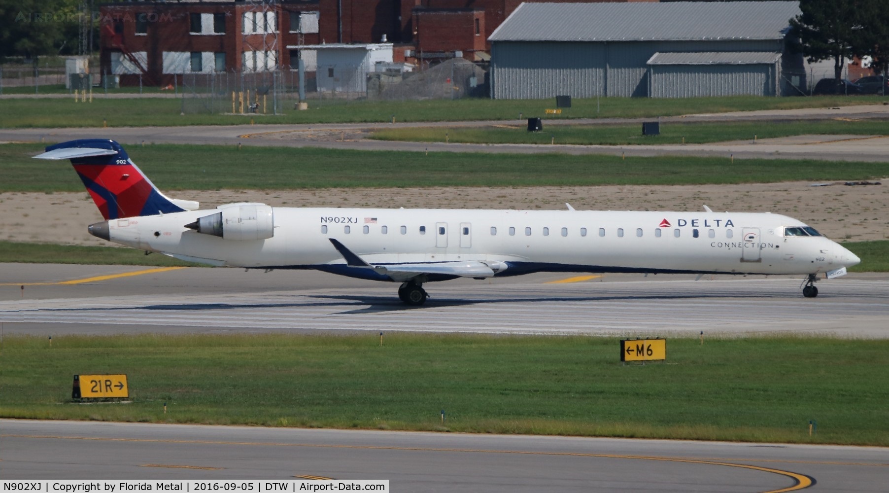 N902XJ, 2007 Bombardier CRJ-900ER (CL-600-2D24) C/N 15131, Delta Connection