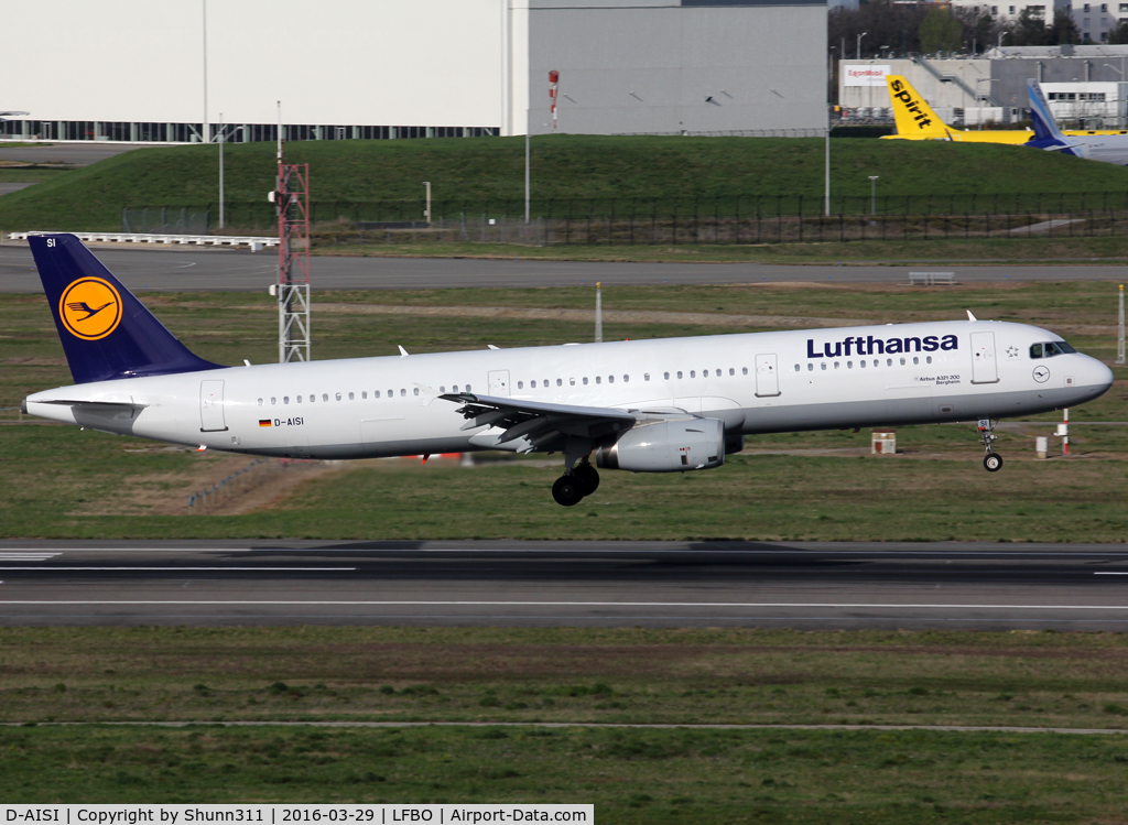 D-AISI, 2007 Airbus A321-231 C/N 3339, Landing rwy 14R