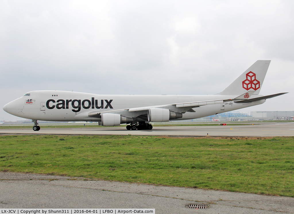 LX-JCV, 2006 Boeing 747-4EVF/ER C/N 35171, Taxiing to the Cargo apron...