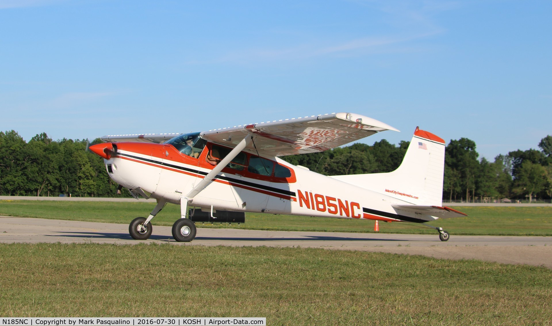 N185NC, 1974 Cessna A185F Skywagon 185 C/N 18502420, Cessna A185F