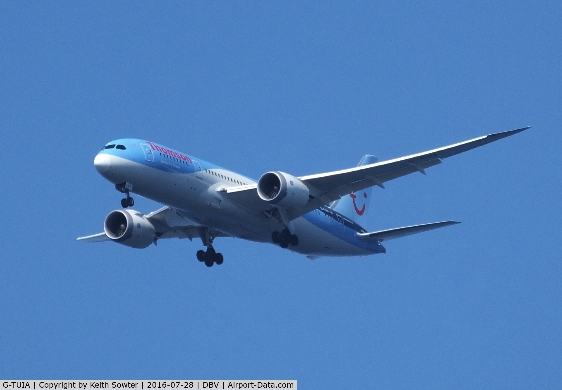 G-TUIA, 2013 Boeing 787-8 Dreamliner C/N 34422, Short finals to Dubrovnik