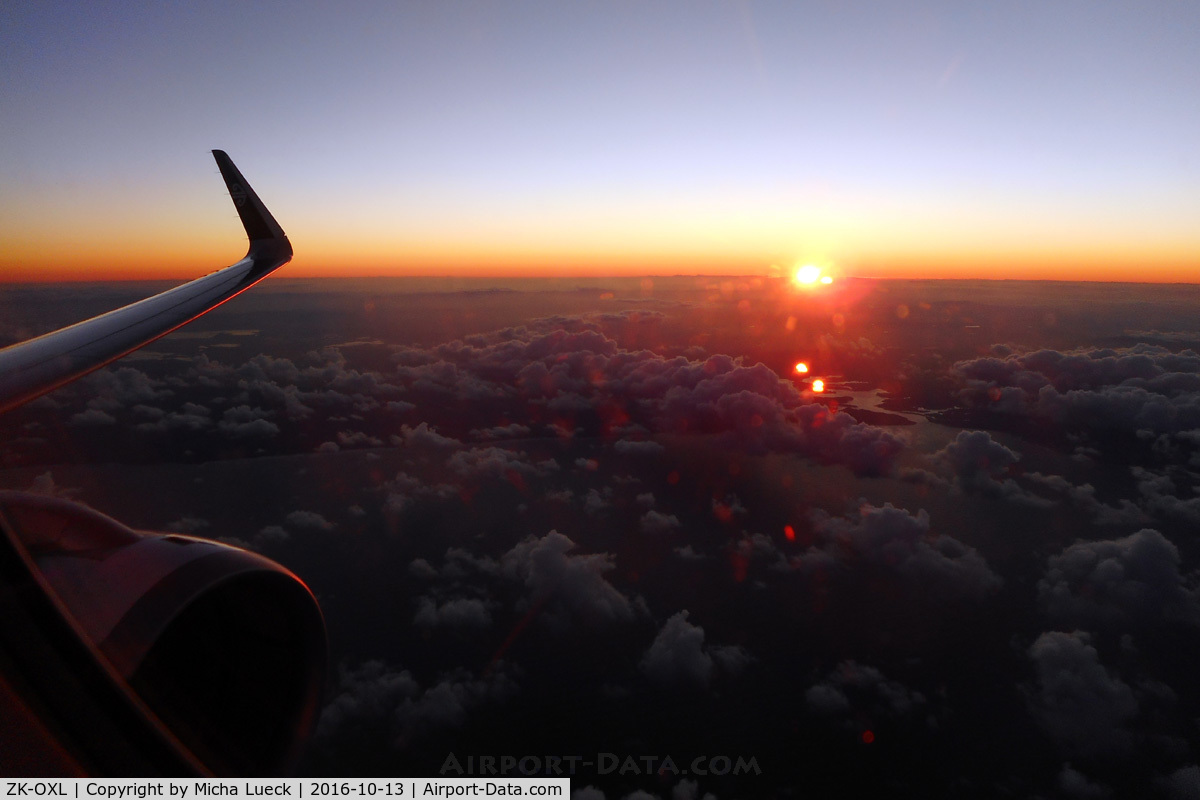 ZK-OXL, 2016 Airbus A320-232 C/N 7086, Sunrise (6am flight, AKL-CHC)