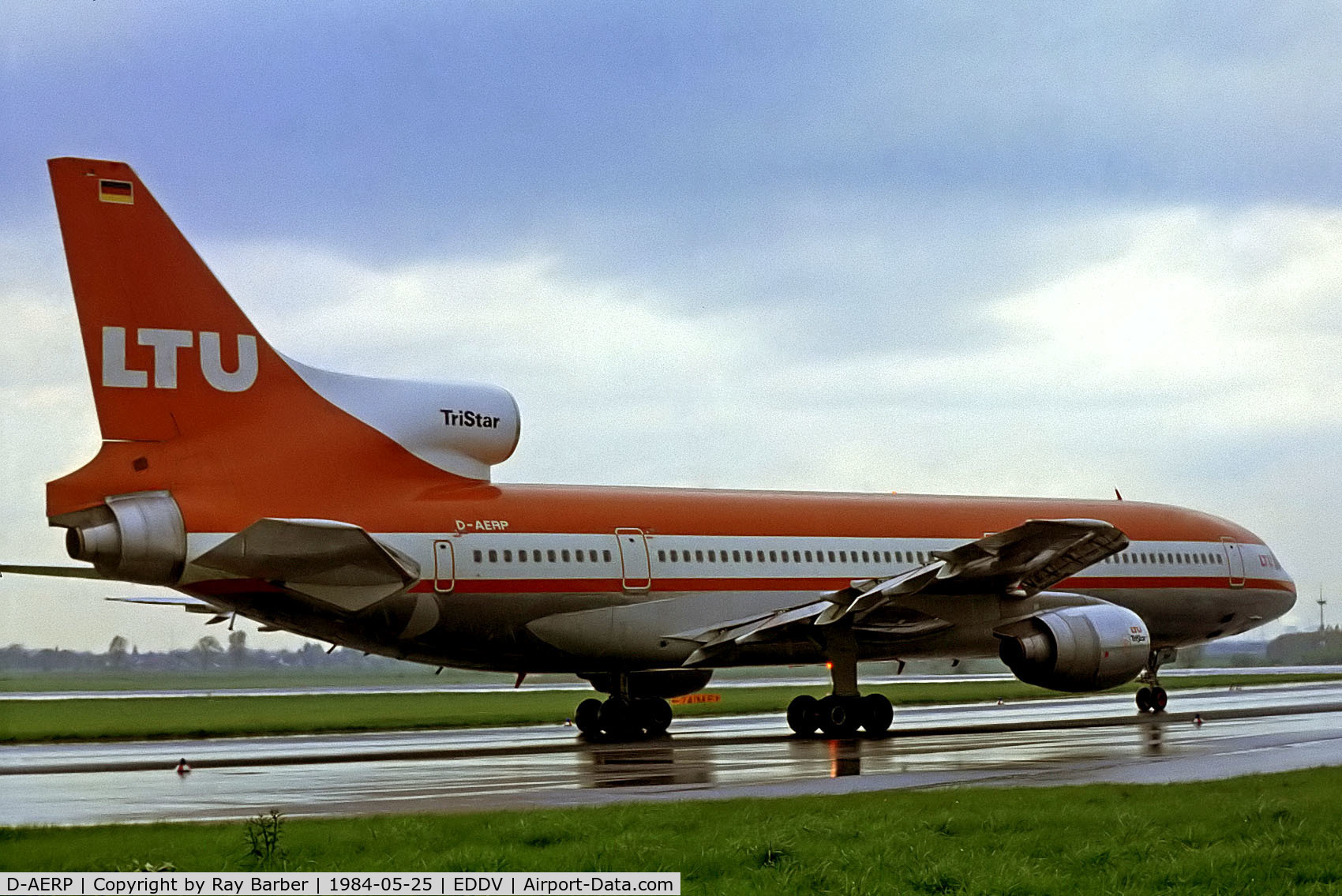 D-AERP, Lockheed L-1011-385-1 TriStar 1 C/N 193A-1152, D-AERP   Lockheed L-1011 Tristar 1 [1152] (LTU) Hannover~D 25/05/1984. From a slide.