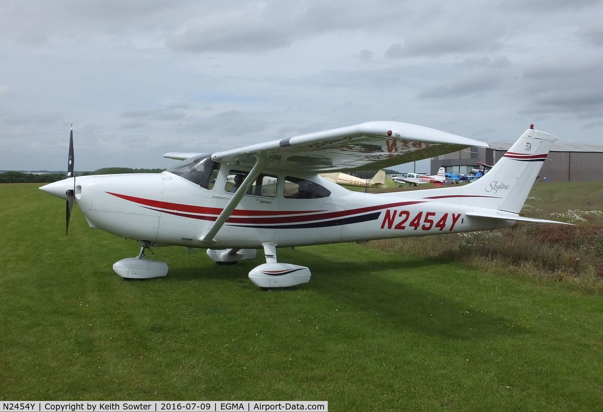 N2454Y, 2000 Cessna 182S Skylane C/N 18280918, Visiting aircraft