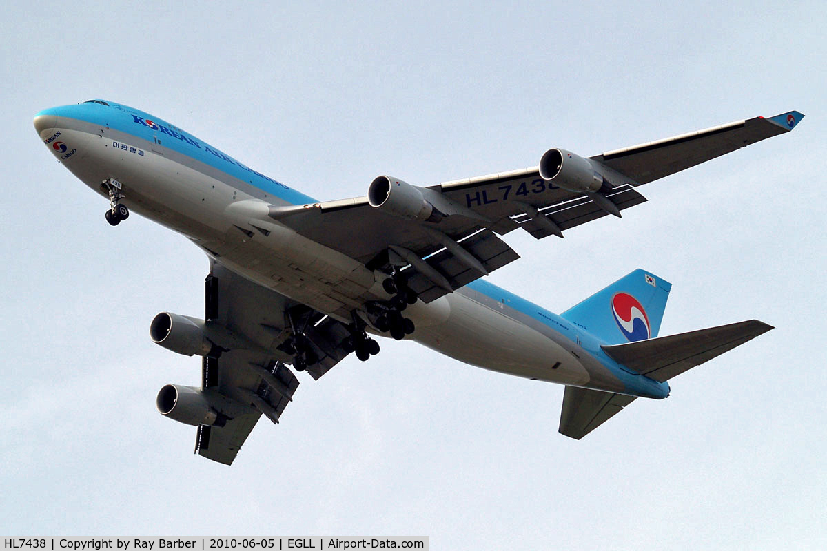HL7438, 2003 Boeing 747-4B5ERF C/N 33515, Boeing 747-4B5ERF [33515] (Korean Air Cargo) Home~G 05/06/2010. On approach 27R.