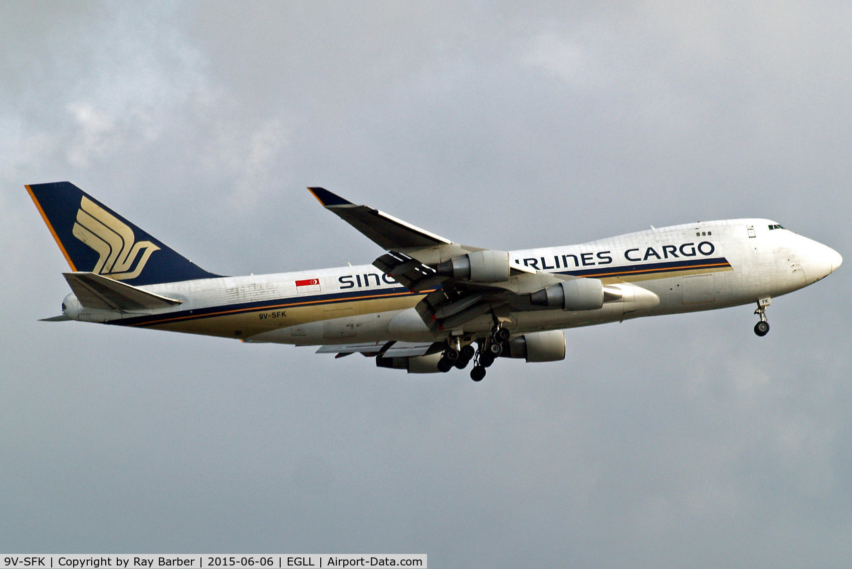 9V-SFK, 1997 Boeing 747-412F/SCD C/N 28023, Boeing 747-412F [28030] (Singapore Airlines Cargo) Home~G 06/06/2015. On approach 27L.
