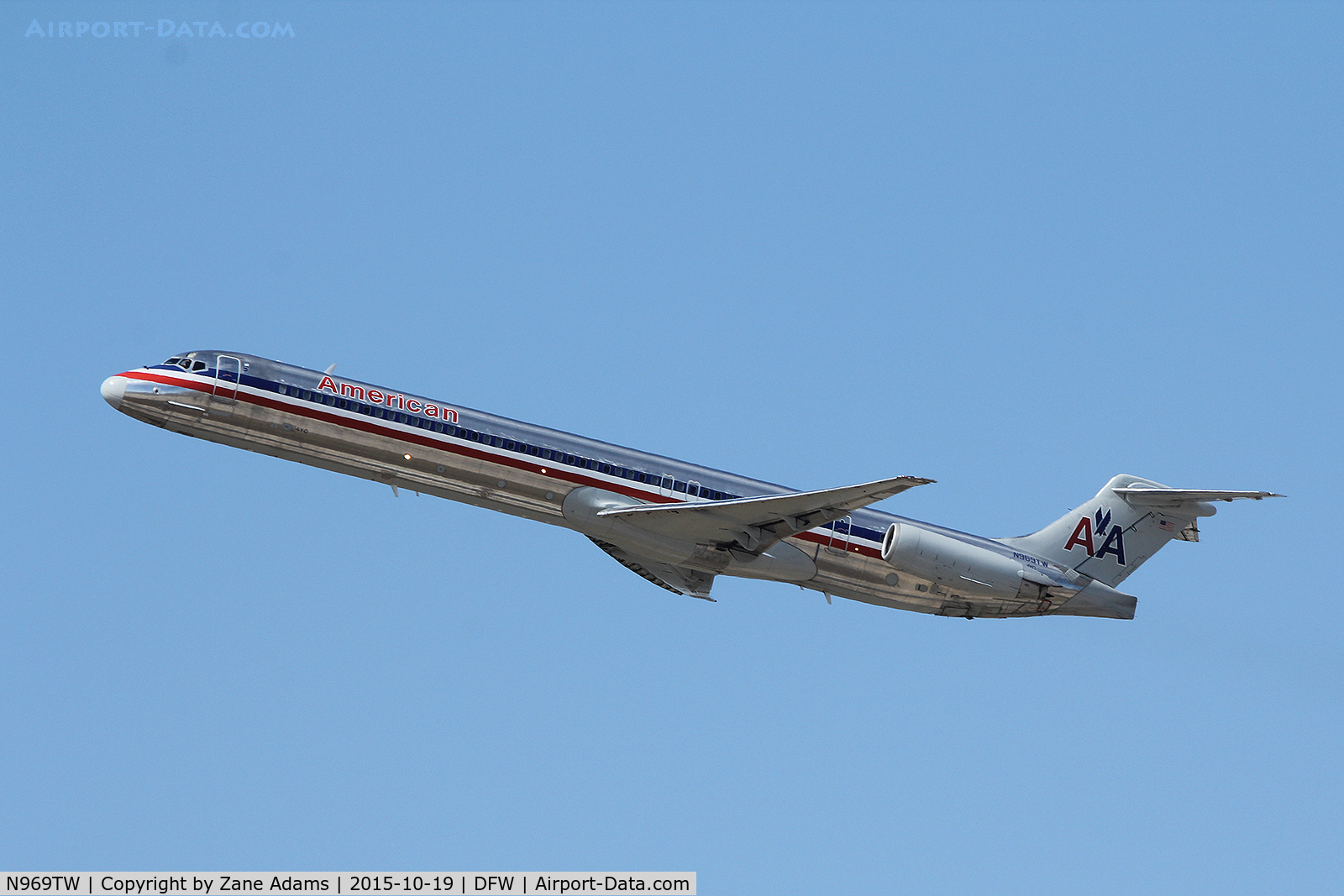 N969TW, 1999 McDonnell Douglas MD-83 (DC-9-83) C/N 53619, Departing DFW Airport