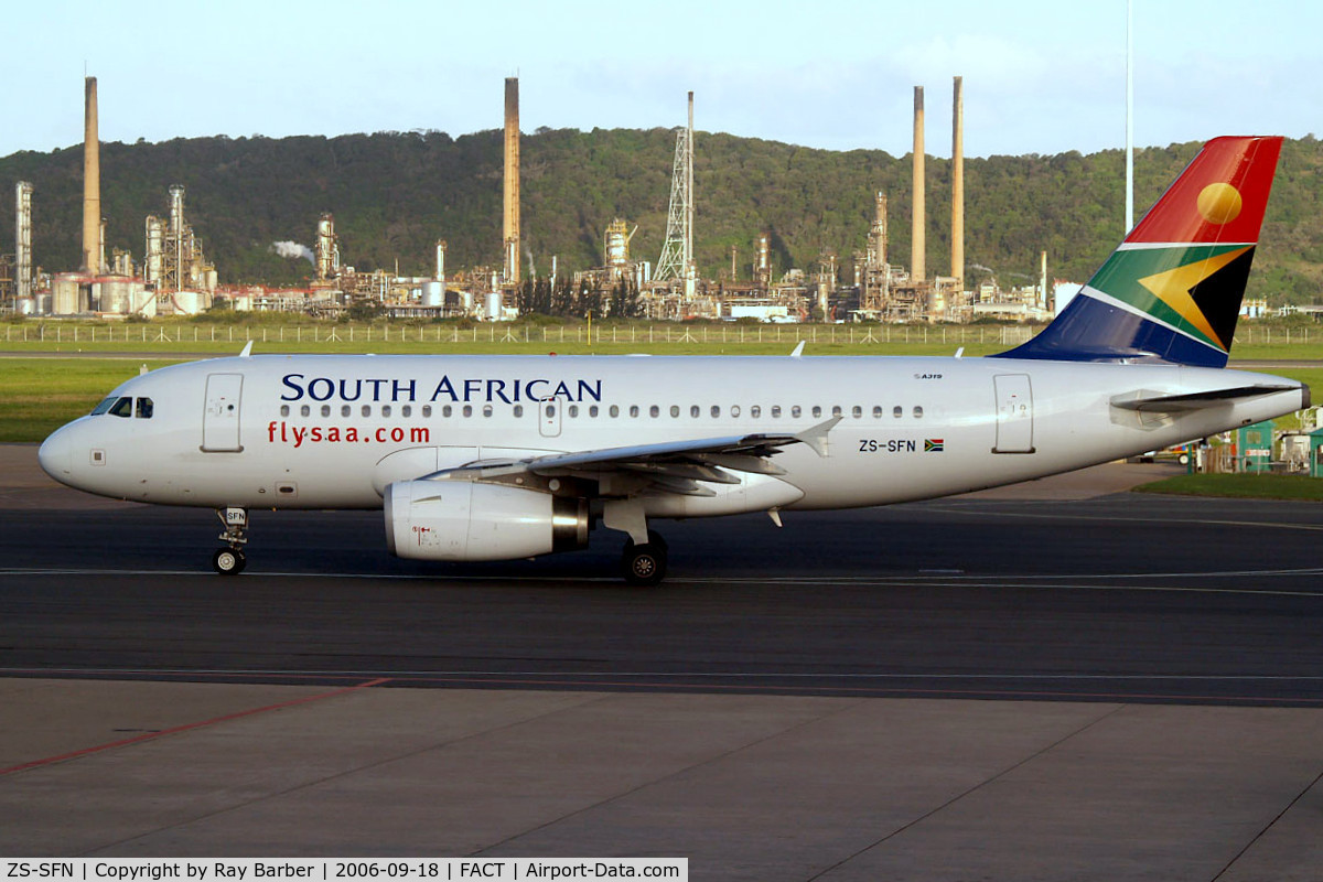 ZS-SFN, 2005 Airbus A319-131 C/N 2501, Airbus A319-131 [2501] (South African Airways) Cape Town Int'l~ZS 18/09/2006