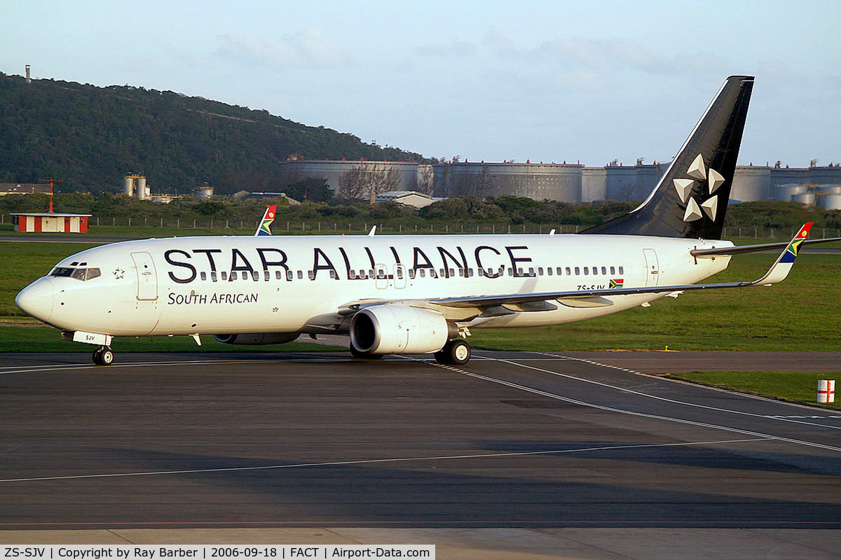 ZS-SJV, 2004 Boeing 737-844 C/N 32635, Boeing 737-844 [32635] (South African Airways) Cape Town Int'l~ZS 18/09/2006