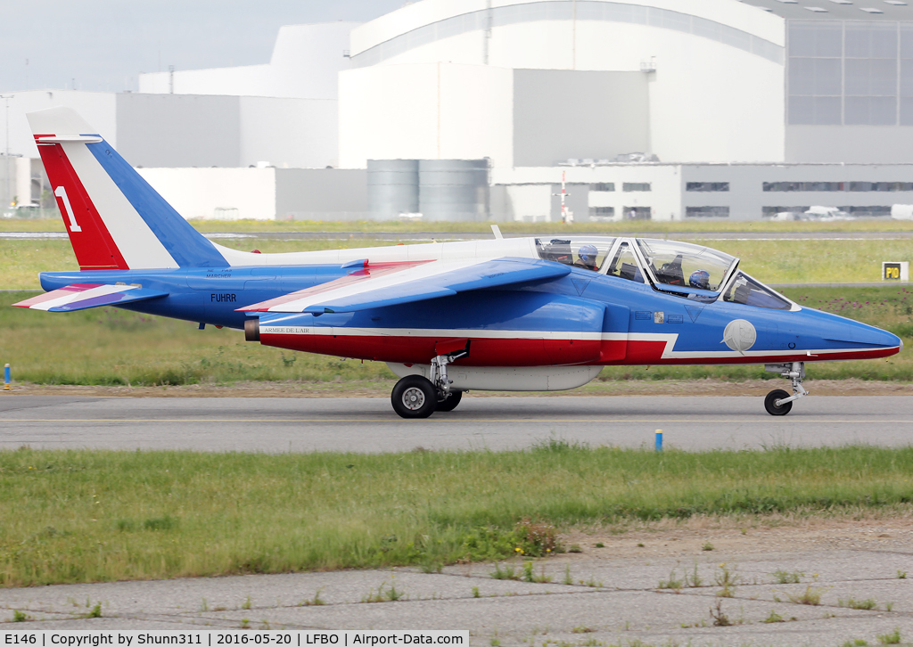 E146, Dassault-Dornier Alpha Jet E C/N E146, Taxiing to the General Aviation area...