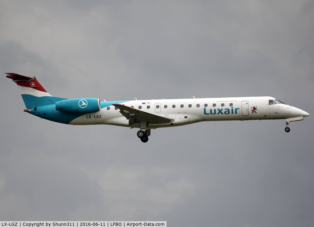 LX-LGZ, 2000 Embraer EMB-145LU (ERJ-145LU) C/N 145258, Landing rwy 32L... Special flight for Euro2016 with Spanish Delegation on board...
