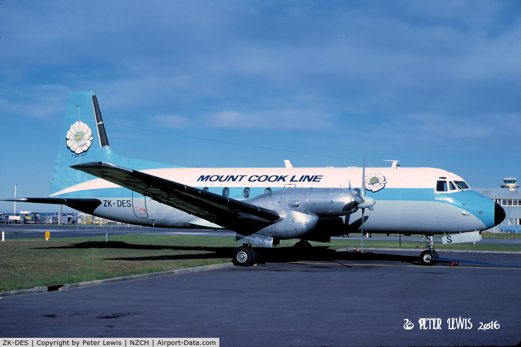 ZK-DES, 1971 Hawker Siddeley HS.748 Series 2A C/N 1689, The Mt Cook Group Ltd., Christchurch  Jul1983