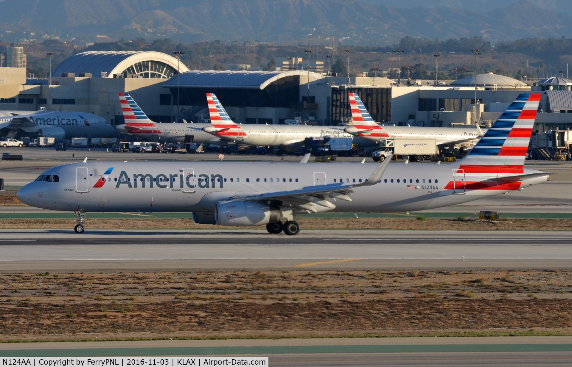N124AA, 2014 Airbus A321-231 C/N 6271, AA A321 arrived in LAX