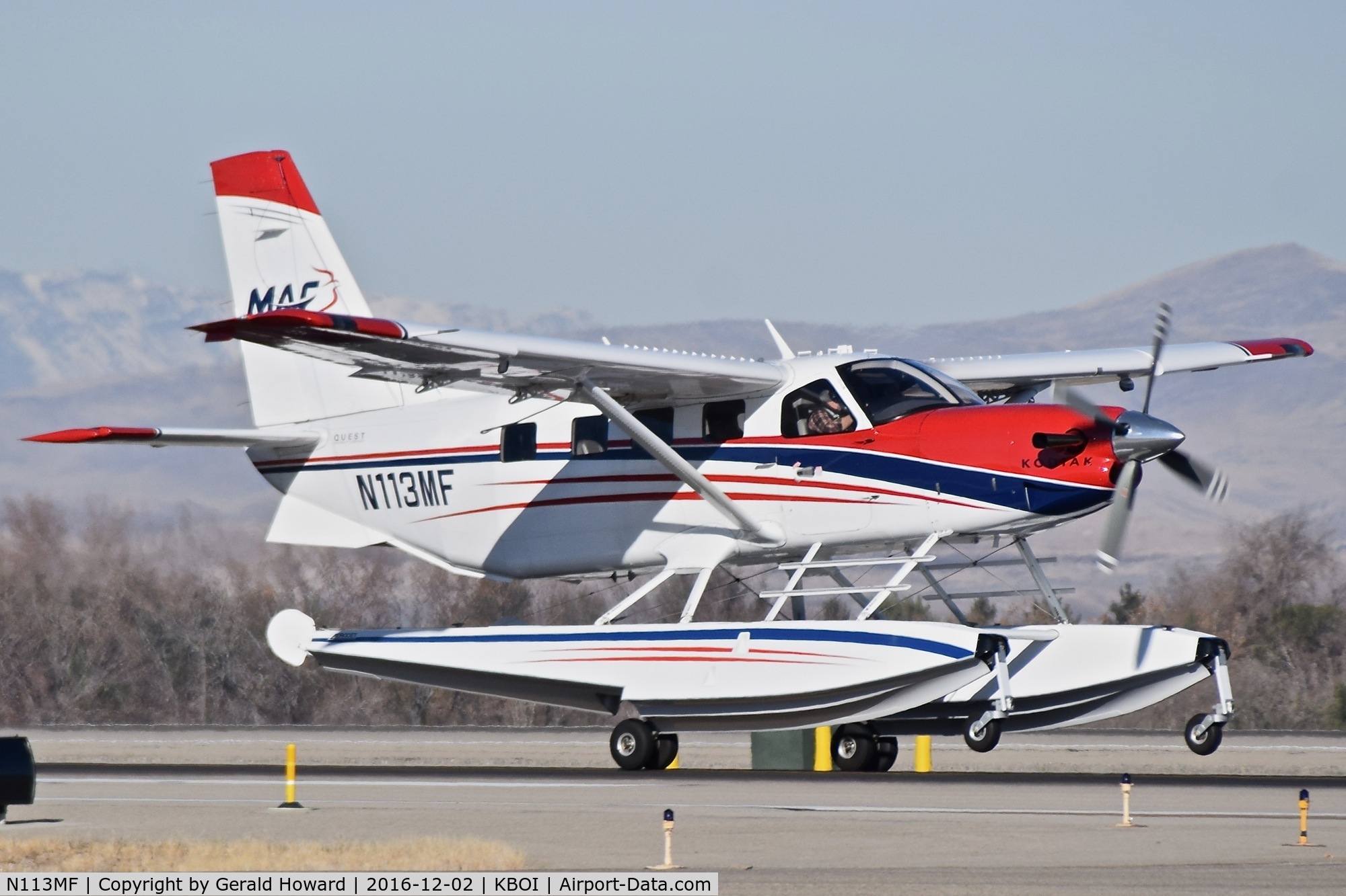 N113MF, 2014 Quest Kodiak 100 C/N 100-0113, Landing RWY 10R.