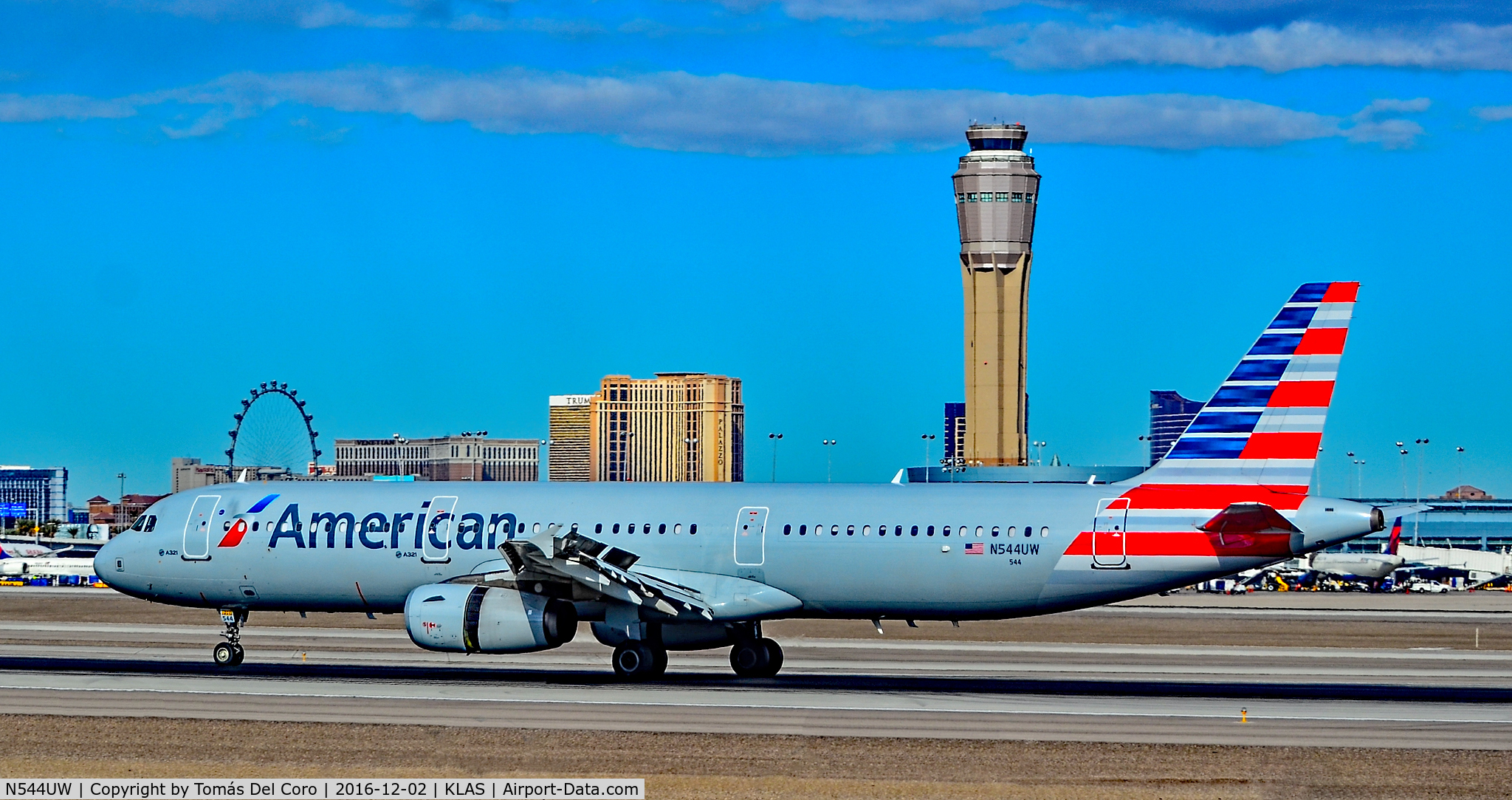 N544UW, 2011 Airbus A321-231 C/N 4847, N544UW American Airlines 2011 Airbus A321-231 - cn 4847 - Las Vegas - McCarran International Airport (LAS / KLAS)
USA - Nevada December 2, 2016
Photo: Tomás Del Coro