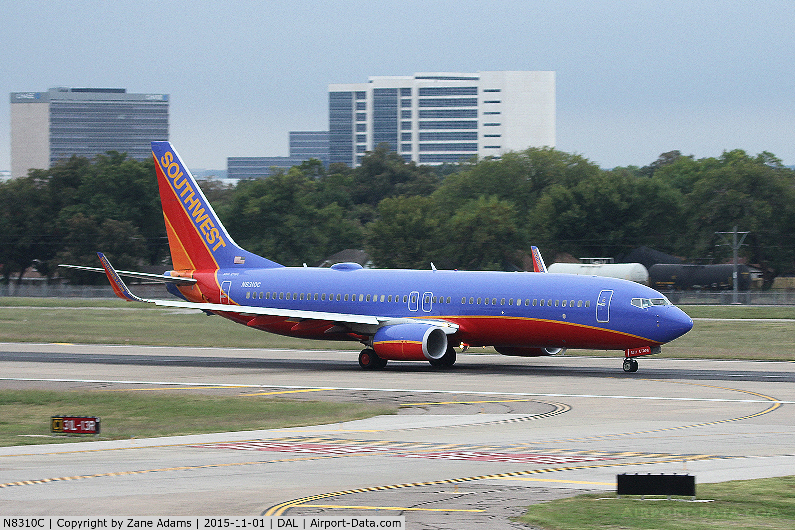 N8310C, 2012 Boeing 737-8H4 C/N 38807, Departing Dallas Love Field
