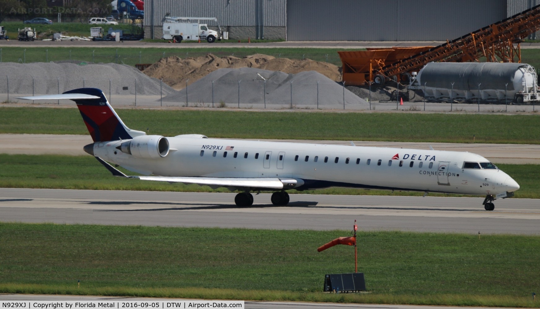 N929XJ, 2008 Bombardier CRJ-900ER (CL-600-2D24) C/N 15191, Delta Connection