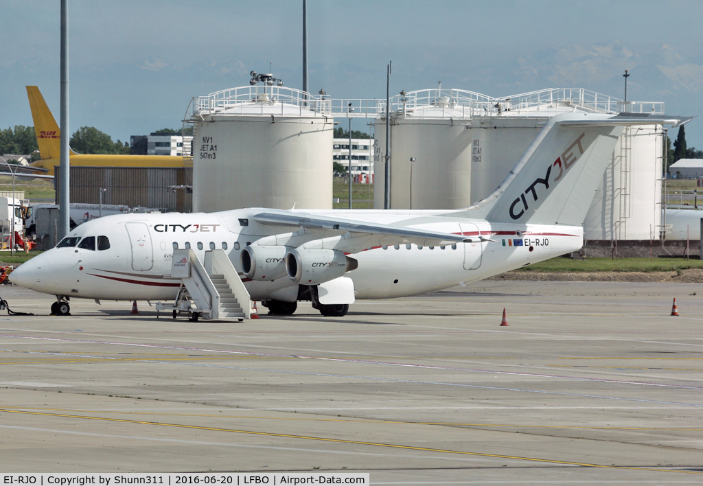 EI-RJO, 1999 British Aerospace Avro 146-RJ85A C/N E2352, Parked at the Airport... Special flight for Euro 2016