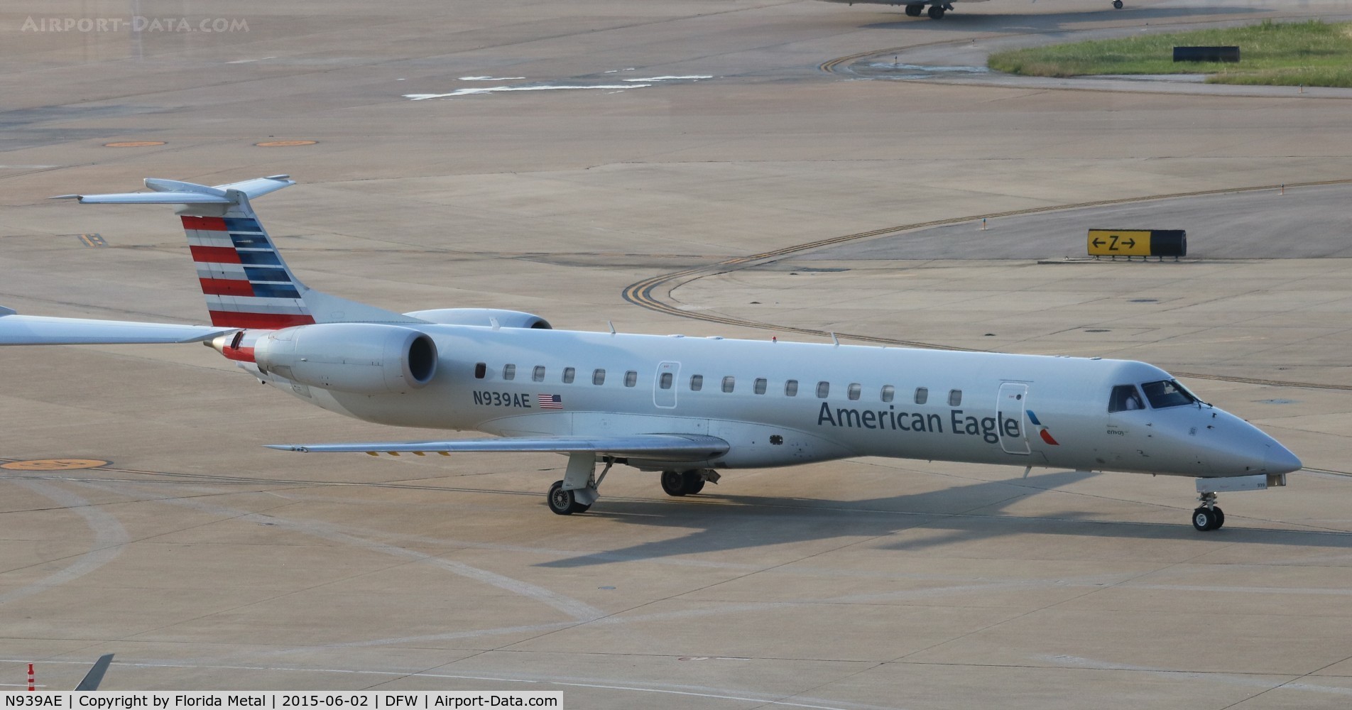 N939AE, 2005 Embraer ERJ-145LR (EMB-145LR) C/N 14500923, American Eagle