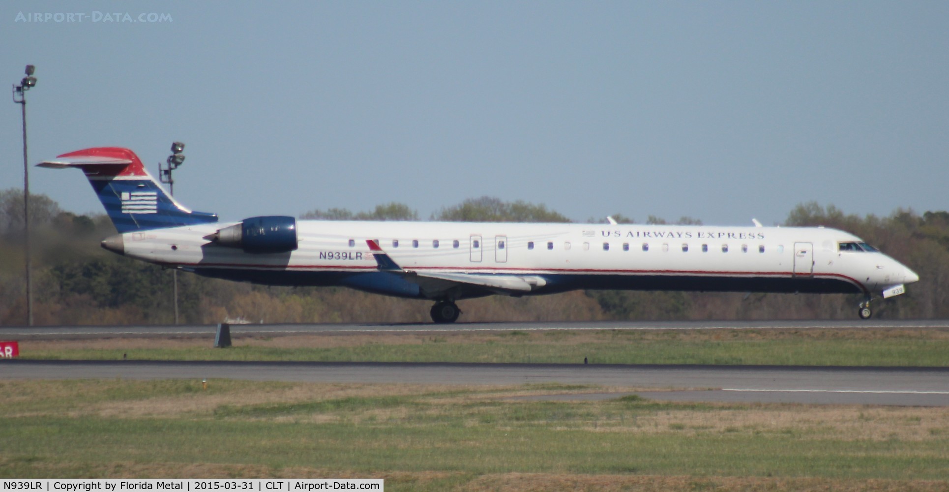 N939LR, 2005 Bombardier CRJ-900ER (CL-600-2D24) C/N 15039, USAirways Express
