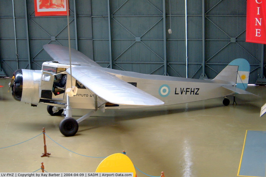 LV-FHZ, Fairchild 82D C/N 66, Fairchild Canada 82D [66] (Museo Nacional de Aeronautica (Argentina)) Buenos Aires-Moron~LV 09/04/2004