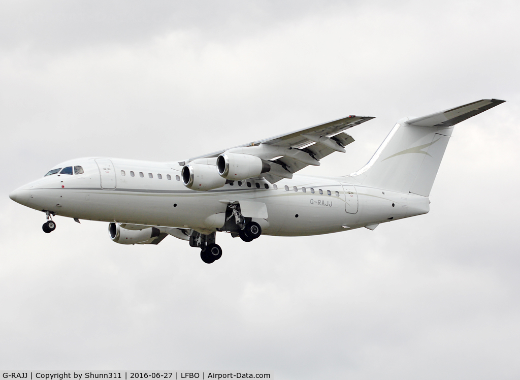 G-RAJJ, 1988 British Aerospace BAe.146-200 C/N E2108, Landing rwy 32L... Special Euro 2016 flight