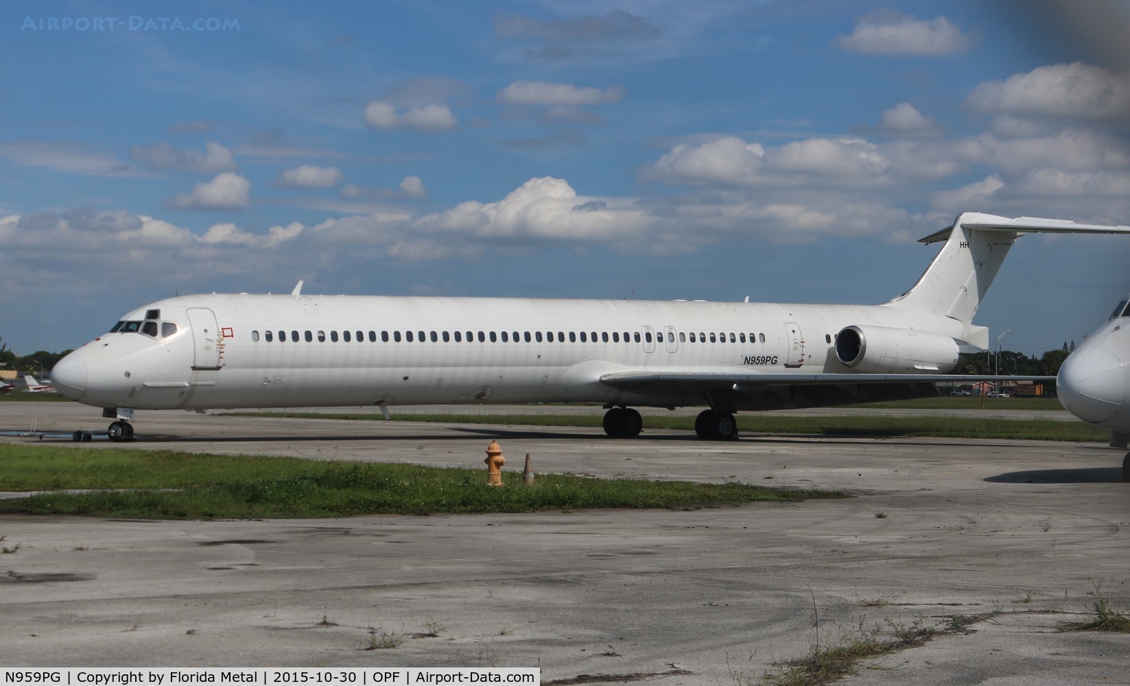 N959PG, 1989 McDonnell Douglas MD-83 (DC-9-83) C/N 49741, Came from Austral Lineas Aereas and heading to PAWA Dominicana
