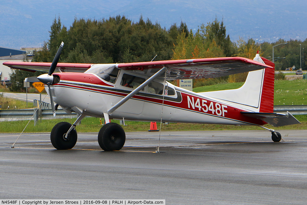 N4548F, 1966 Cessna A185E Skywagon 185 C/N 185-1043, lake hood