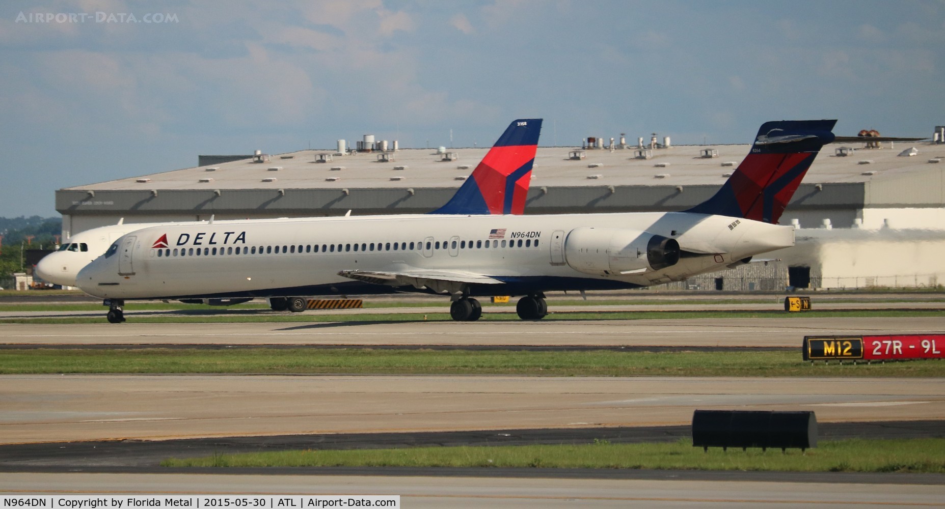 N964DN, McDonnell Douglas MD-90-30 C/N 60001, Delta