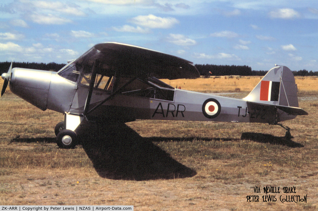 ZK-ARR, Taylorcraft J Auster 5 C/N 1364, R A Royds, Ashburton