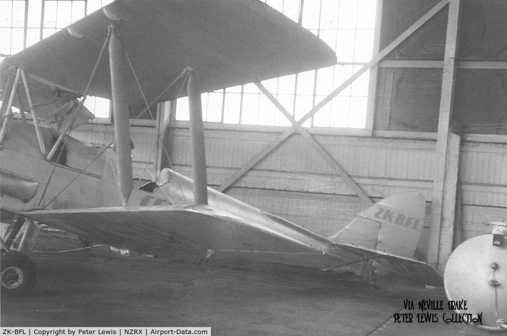 ZK-BFL, 1940 De Havilland DH-82A Tiger Moth II C/N 84114, Central Aviation Ltd., Roxburgh

Only known photo of this short-life topdressing a/c in NZ