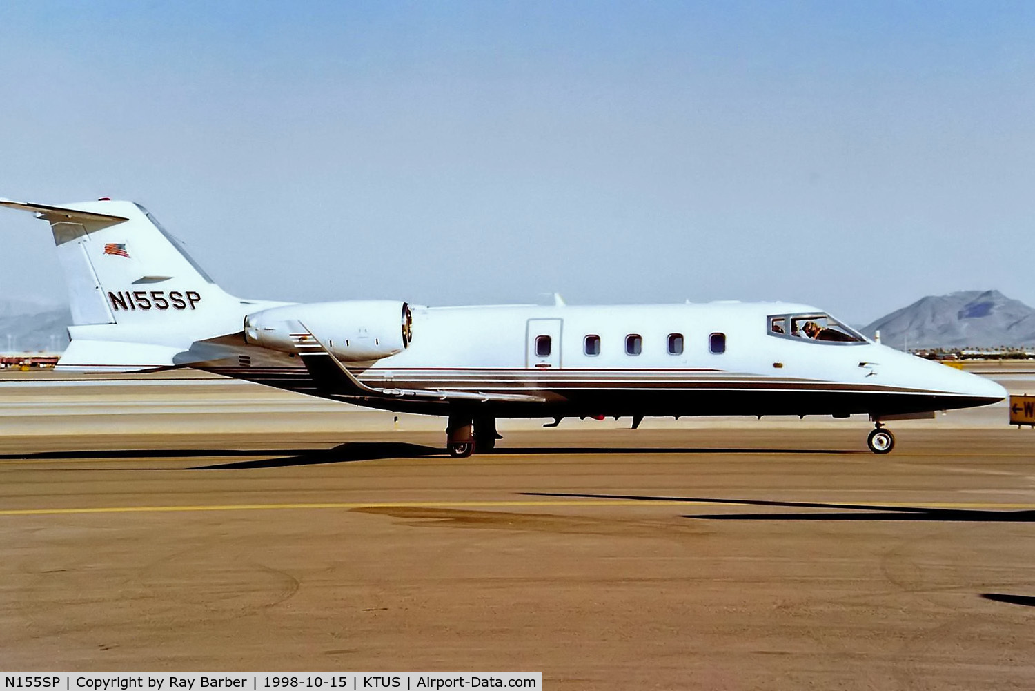 N155SP, 1989 Gates Learjet 55C C/N 55C-137, Learjet 55C [55-137] Tucson Int'l~N 15/10/1998