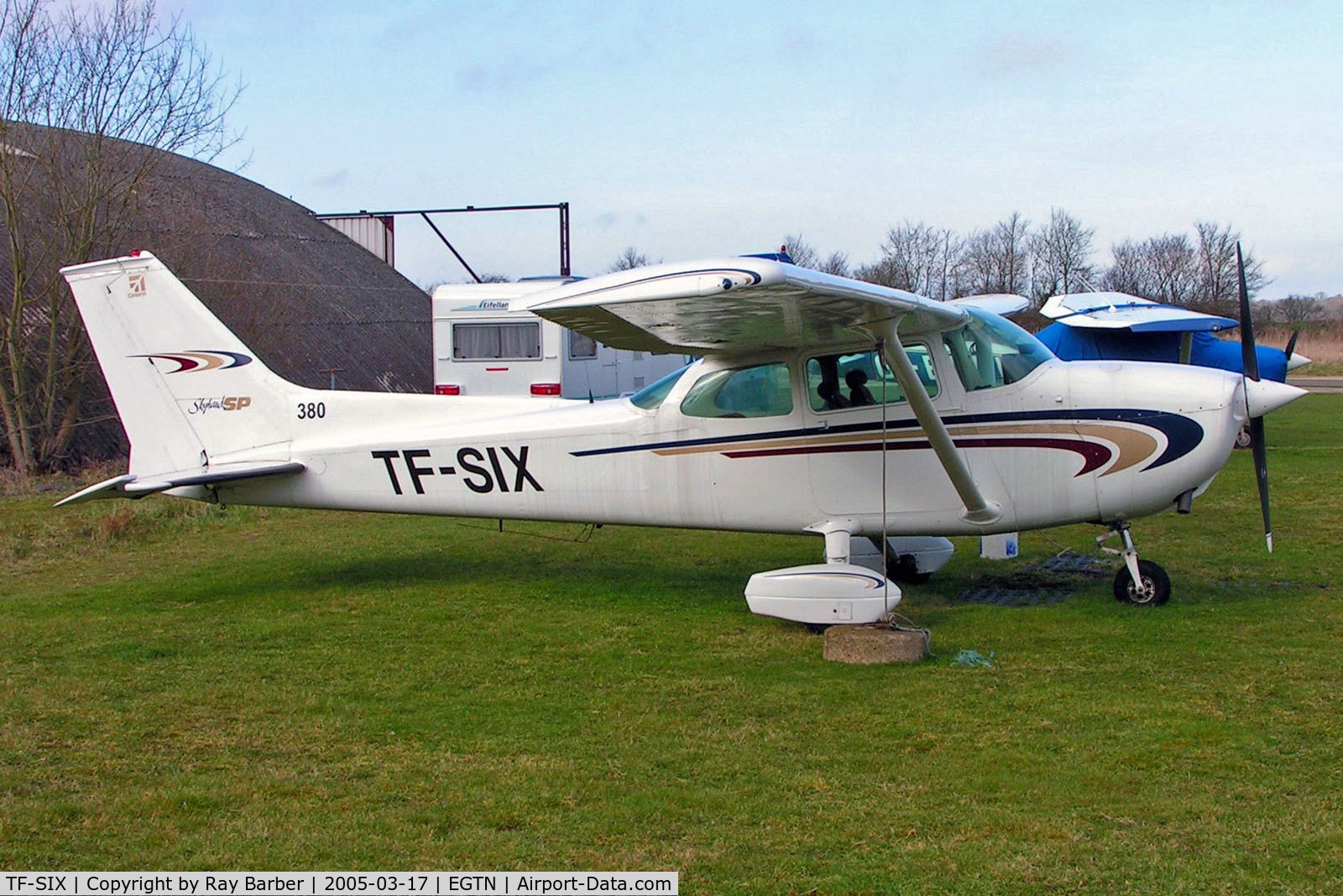 TF-SIX, 1975 Cessna 172M kyhawk II C/N 172-65258, TF-SIX   Cessna 172M Skyhawk SP [172-65258] Enstone~G 17/03/2005