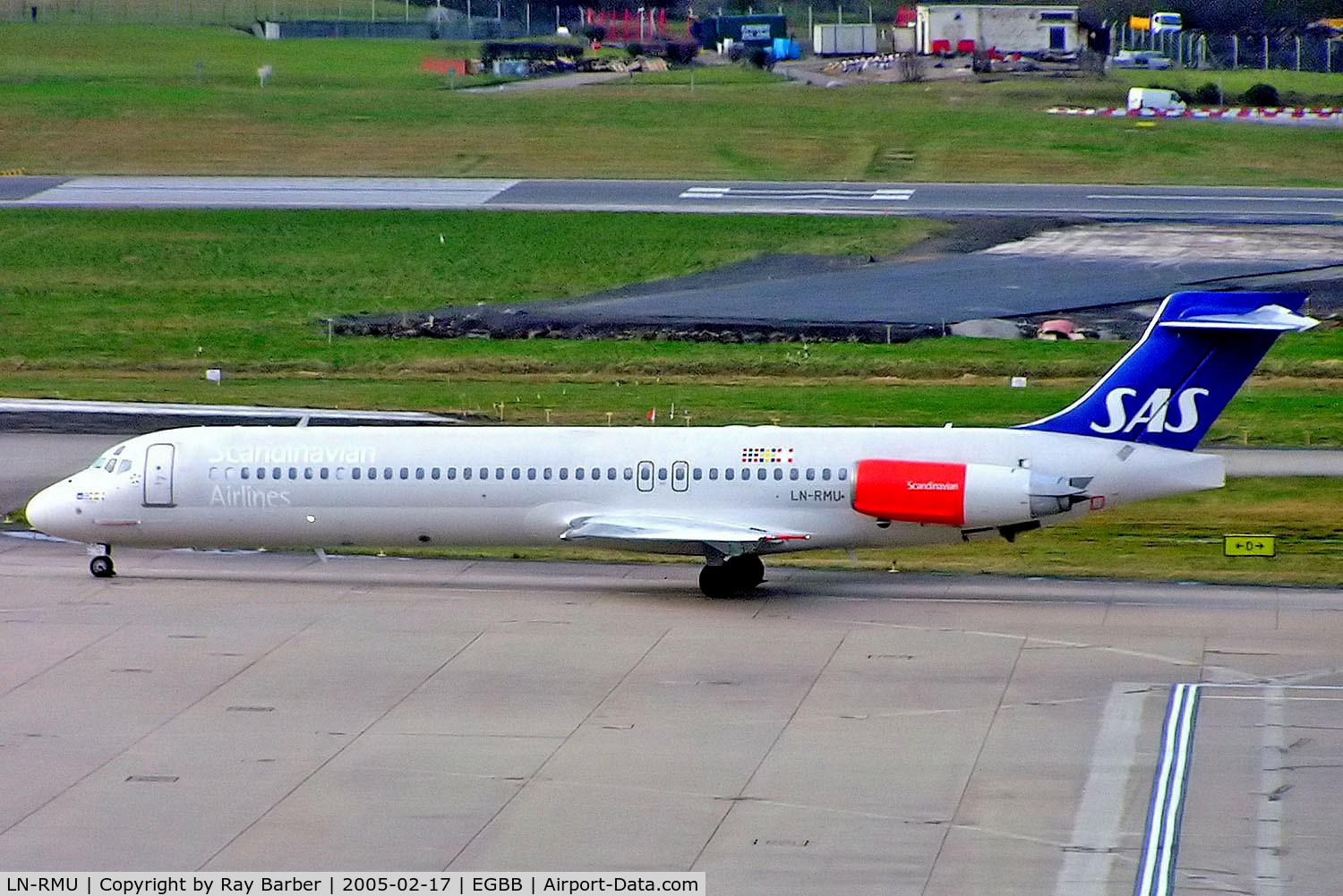 LN-RMU, 1992 McDonnell Douglas MD-87 (DC-9-87) C/N 53340, McDonnell Douglas DC-9-87 (MD-87) [53340] (SAS Scandinavian Airlines) Birmingham Int'l~G 17/02/2005