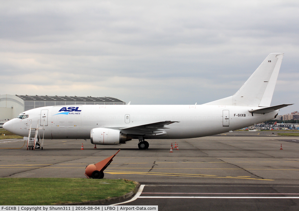 F-GIXB, 1990 Boeing 737-33A(QC) C/N 24789, Parked at the Cargo apron with ASL Airlines titles...