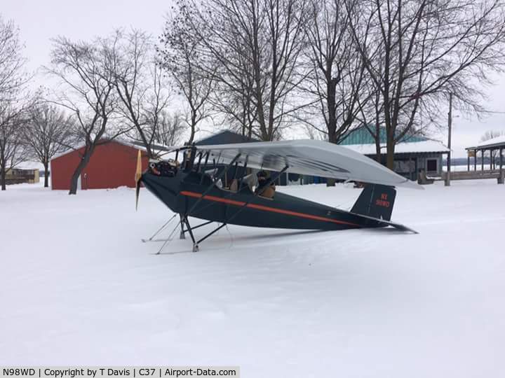 N98WD, 1989 Pietenpol Air Camper C/N WD-1, At Brodhead on federal SC-1 skis after a foot of snow in Dec 2016