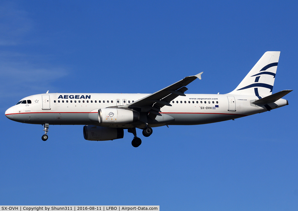 SX-DVH, 2007 Airbus A320-232 C/N 3066, Landing rwy 32L