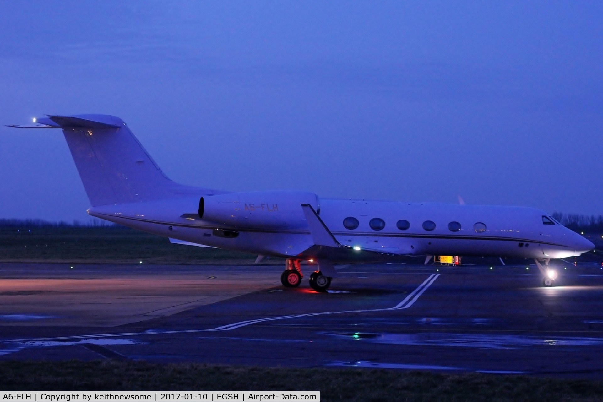 A6-FLH, 2009 Gulfstream Aerospace GIV-X (G450) C/N 4155, Leaving Norwich at dusk.
