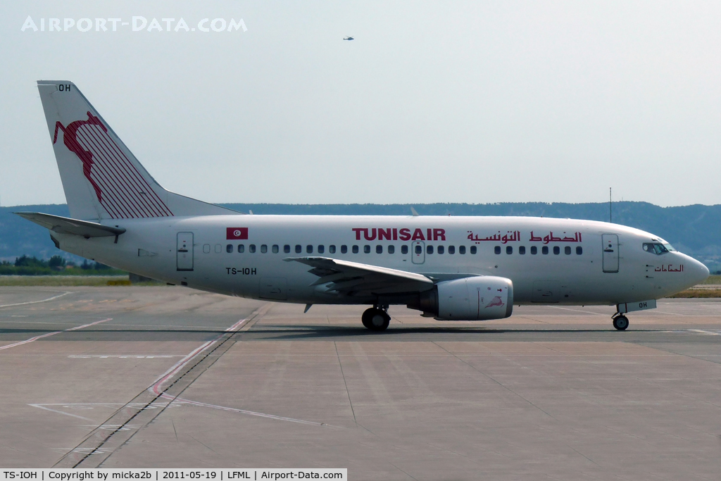 TS-IOH, 1993 Boeing 737-5H3 C/N 26640, Taxiing